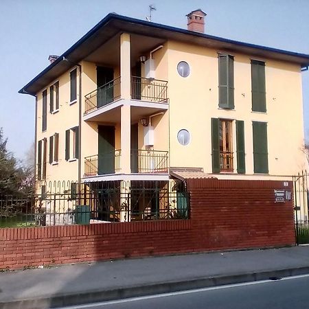 Locanda I Tarocchi Vailate Exteriér fotografie